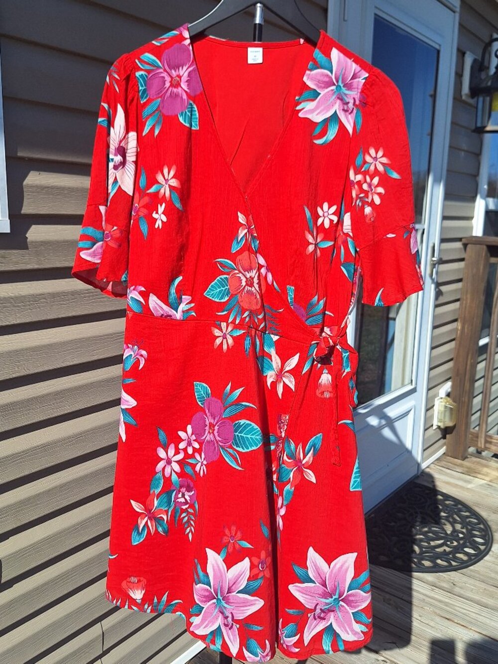 Red Floral Hawaiian Print Midi Wrap Dress Sz Medium